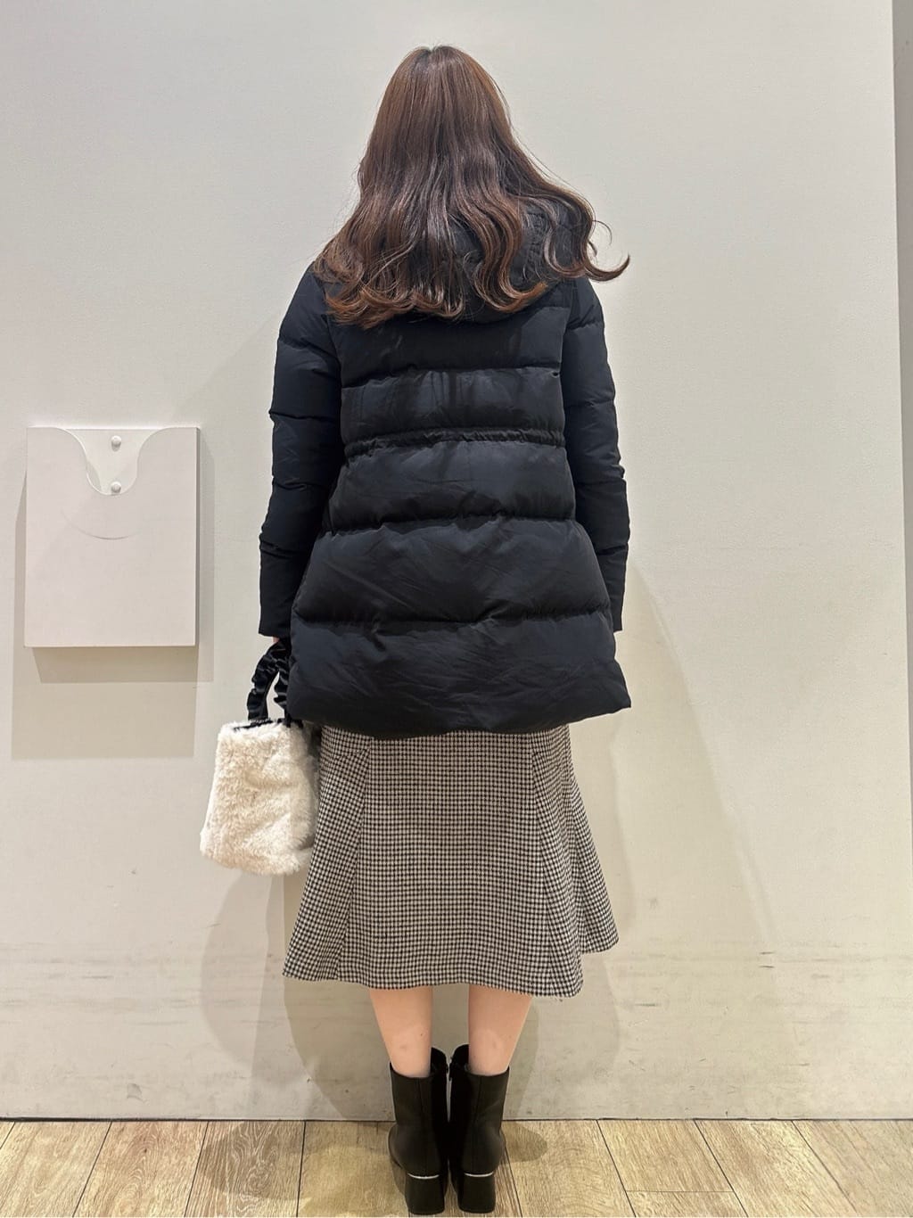 MOMOさんの「index｜KAWADAダウンドロストミドルコート【撥水／洗濯機OK／2WAY／静電気防止裏地】《XS～3L》」を使ったコーディネート
