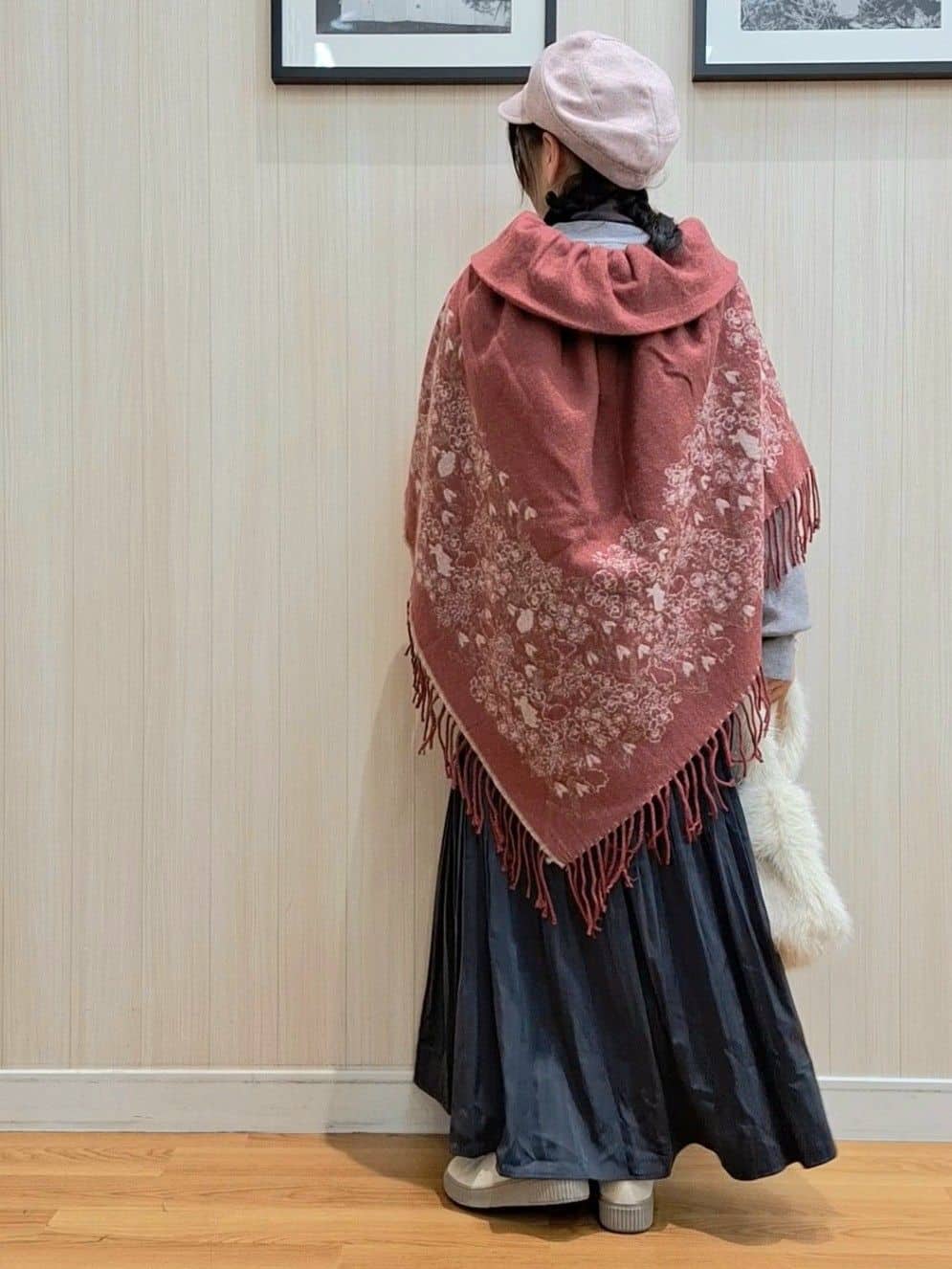 Saoさんの「SHOO･LA･RUE｜【撥水/低反発クッション】すっぽりラクラク はきぐちニットブーツ」を使ったコーディネート