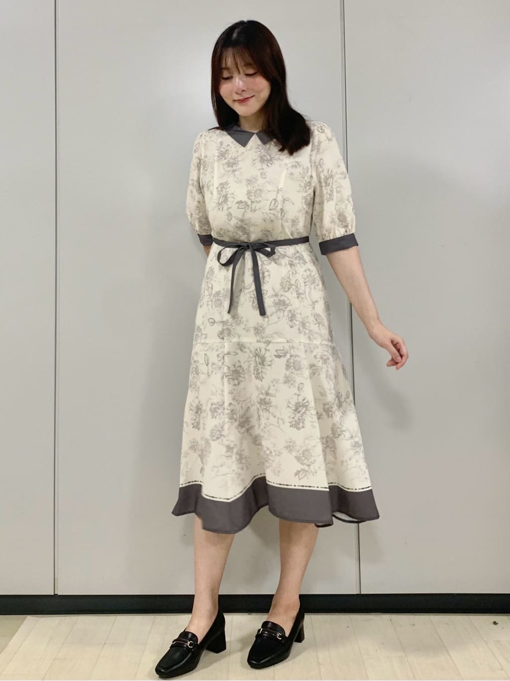kasumiさんの「index｜2WAY パネルフラワーバイカラーワンピース【洗濯機洗い可／イージーアイロン】」を使ったコーディネート