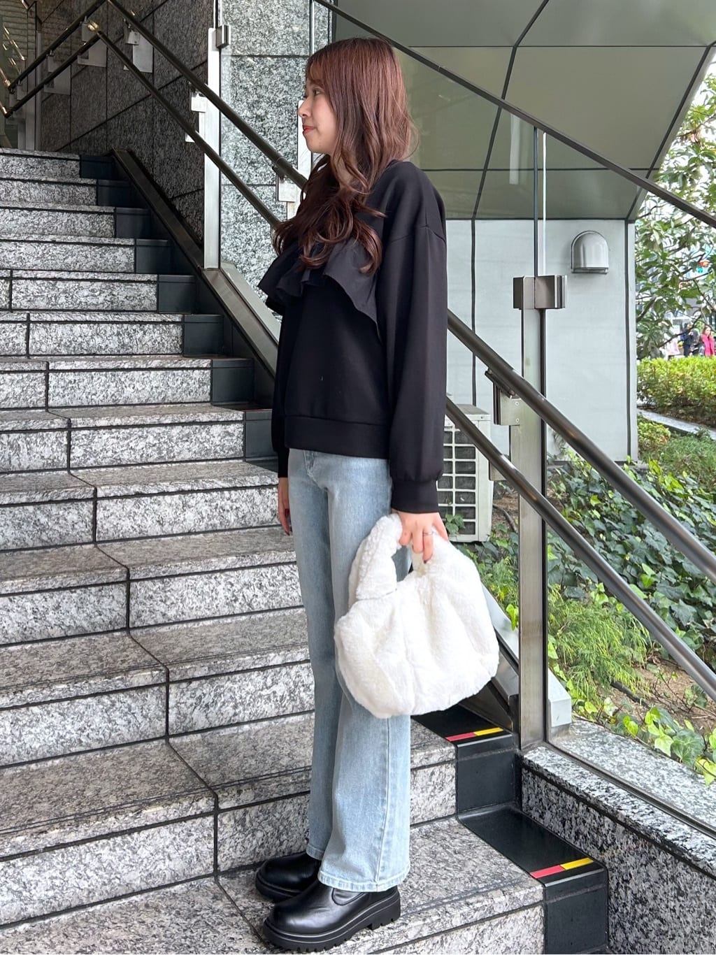 Risaさんの「OPAQUE.CLIP｜ストレッチセミフレアデニム【洗濯機洗い可】《SS～LL》」を使ったコーディネート