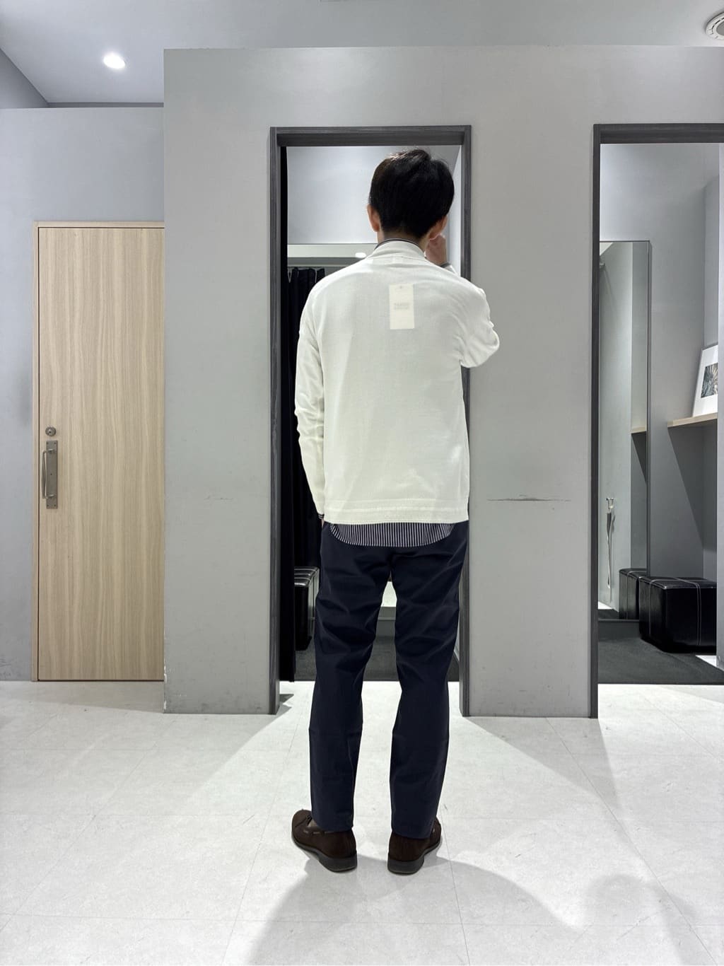 わいずみさんの「TAKEO KIKUCHI｜【ウールカシミヤブレンド】ビーバー調 スタンドカラー コート」を使ったコーディネート