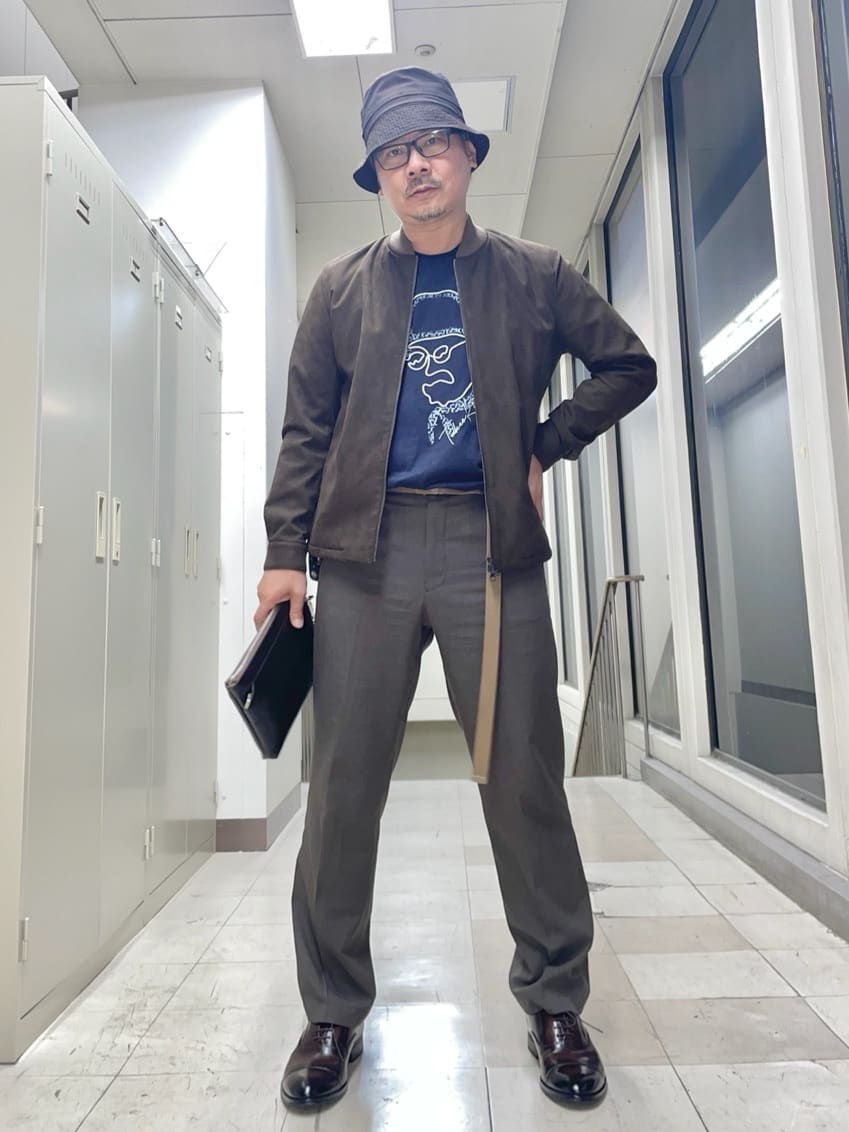 MAKOTO AIさんの「TAKEO KIKUCHI｜アマレッタ（R）スウェード MA－1 ブルゾン」を使ったコーディネート