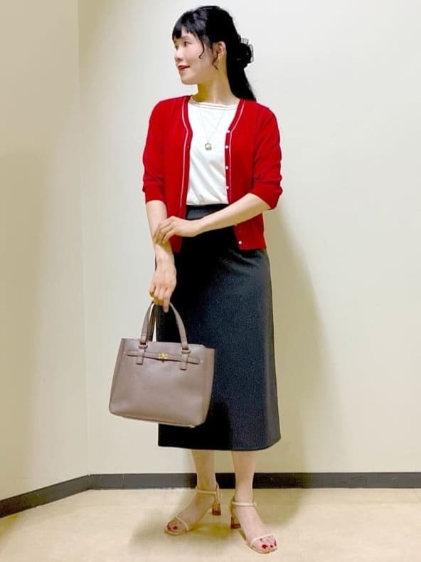  beni_gingerさんの「Reflect｜【インナーにおすすめ◎】シアーネックデザインプルオーバー」を使ったコーディネート