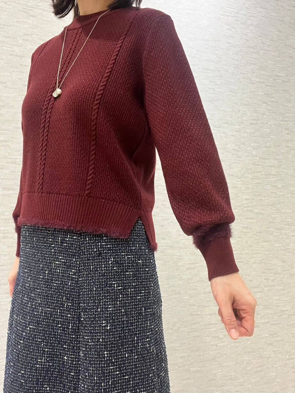 marikoさんの「Reflect｜【ほんのりラメ感◎】ケーブル柄ニット」を使ったコーディネート