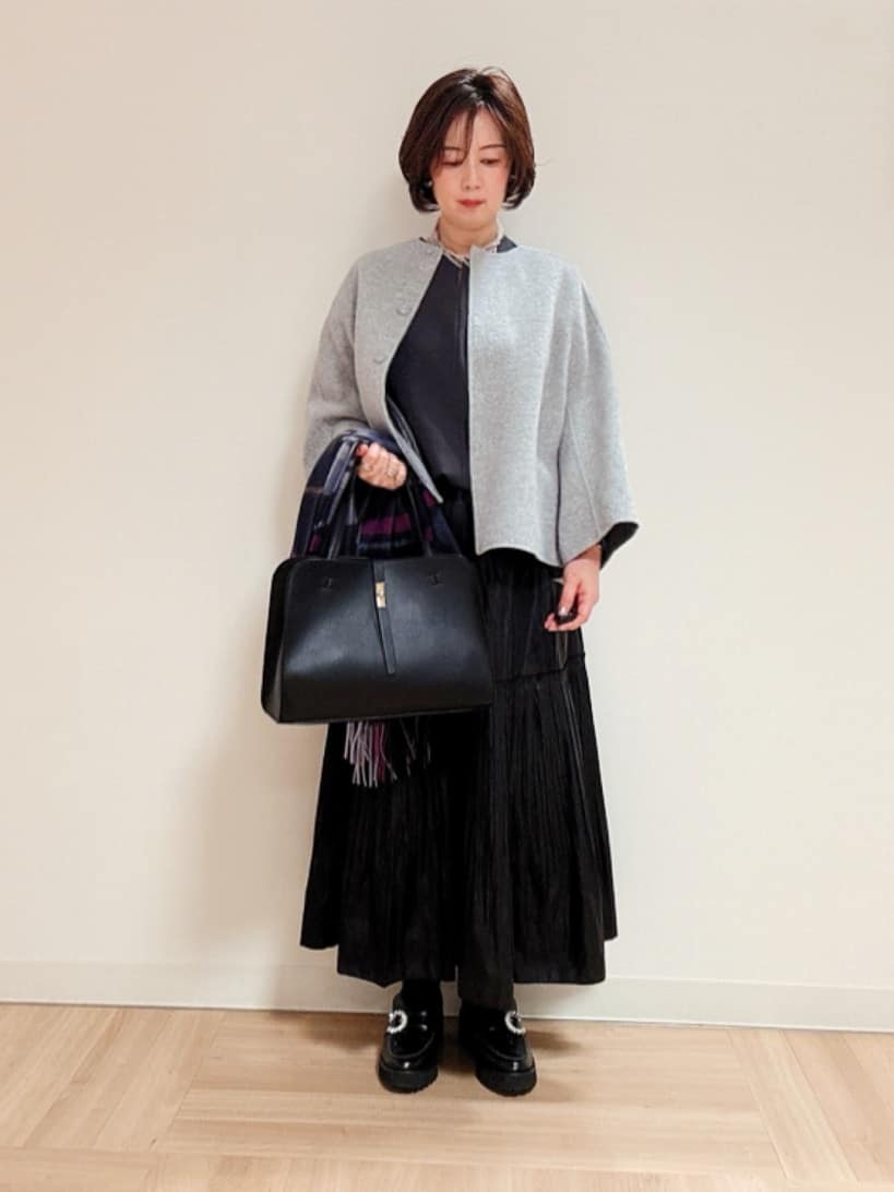 マキコさんの「Reflect｜【レイヤードスタイル◎／セットアップ可】ラグランスリーブプルオーバー」を使ったコーディネート