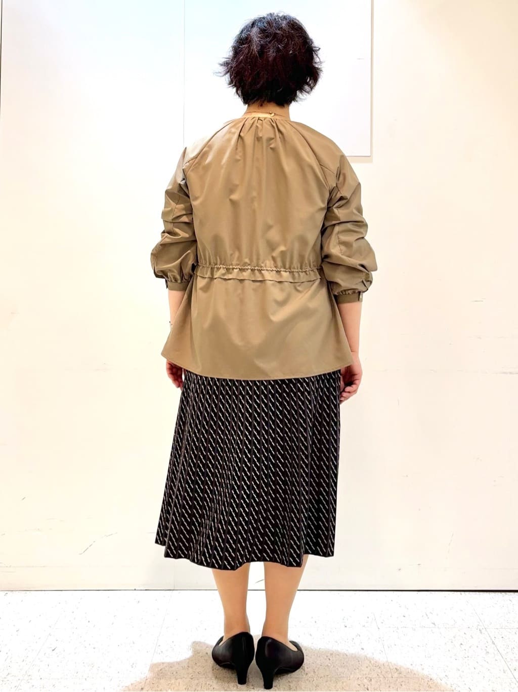ヤスコさんの「Reflect｜【パンツにもスカートにも合わせやすい◎】ライティブルゾン」を使ったコーディネート