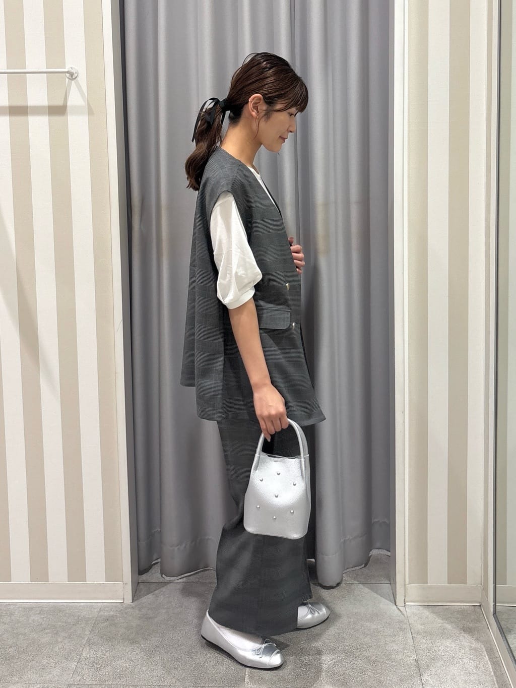 Rikaさんの「SHOO･LA･RUE｜【S-LL/セットアップ可/洗濯後しわになりにくい】ダブルベスト」を使ったコーディネート