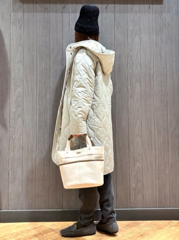 meiさんの「SHOO･LA･RUE｜【S-LL】柔らかさが癖になる 起毛コットン オーバーサイズシャツ」を使ったコーディネート