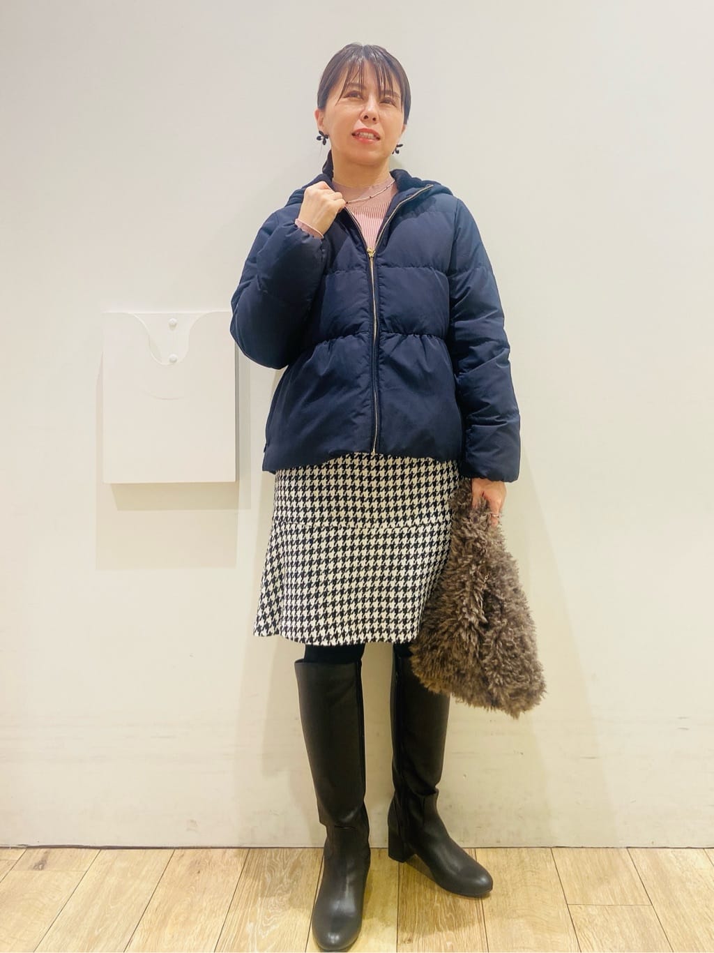 YUKOさんの「index｜KAWADAダウンペプラムショートコート【撥水／洗濯機OK／静電気防止裏地】」を使ったコーディネート