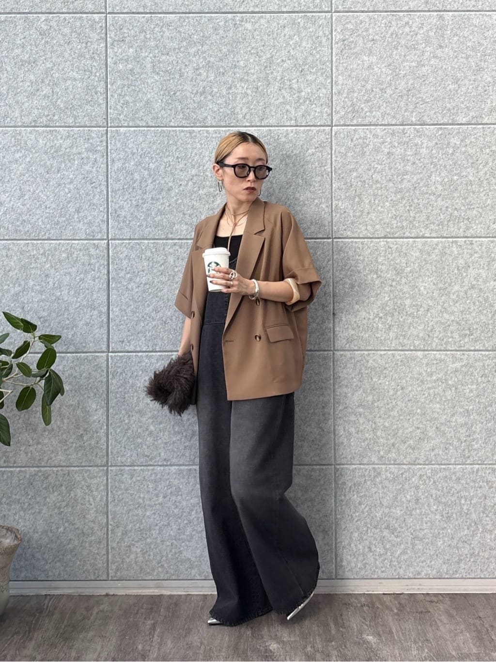 kotakiさんの「INDIVI｜デニムサロペット」を使ったコーディネート