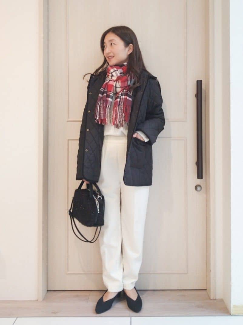 mi-saさんの「SHOO･LA･RUE｜【洗濯機可/S-LL】美脚見え あったか裏起毛 テーパードパンツ」を使ったコーディネート