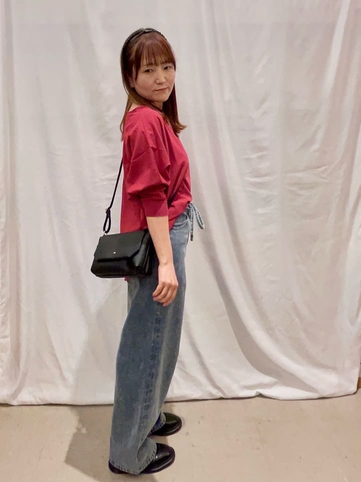 ゆっきーさんの「SHOO･LA･RUE｜【高レビュー/洗濯後しわになりにくい】1枚でサマ見え 8分袖ドルマンブラウス」を使ったコーディネート