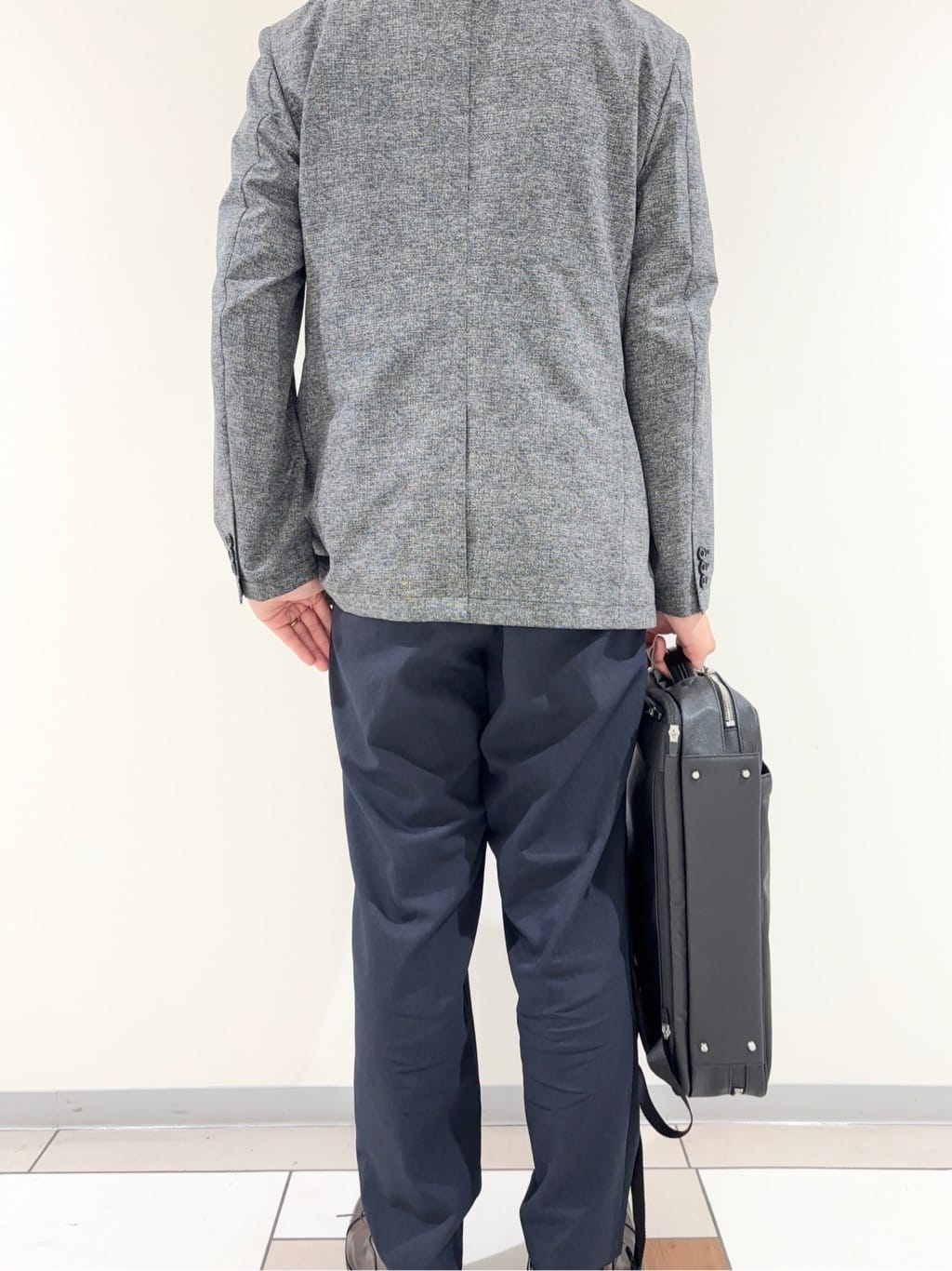及川さんの「TAKEO KIKUCHI｜【抗菌防臭】COOL DOTS（R）ドビープリント ジャケット」を使ったコーディネート