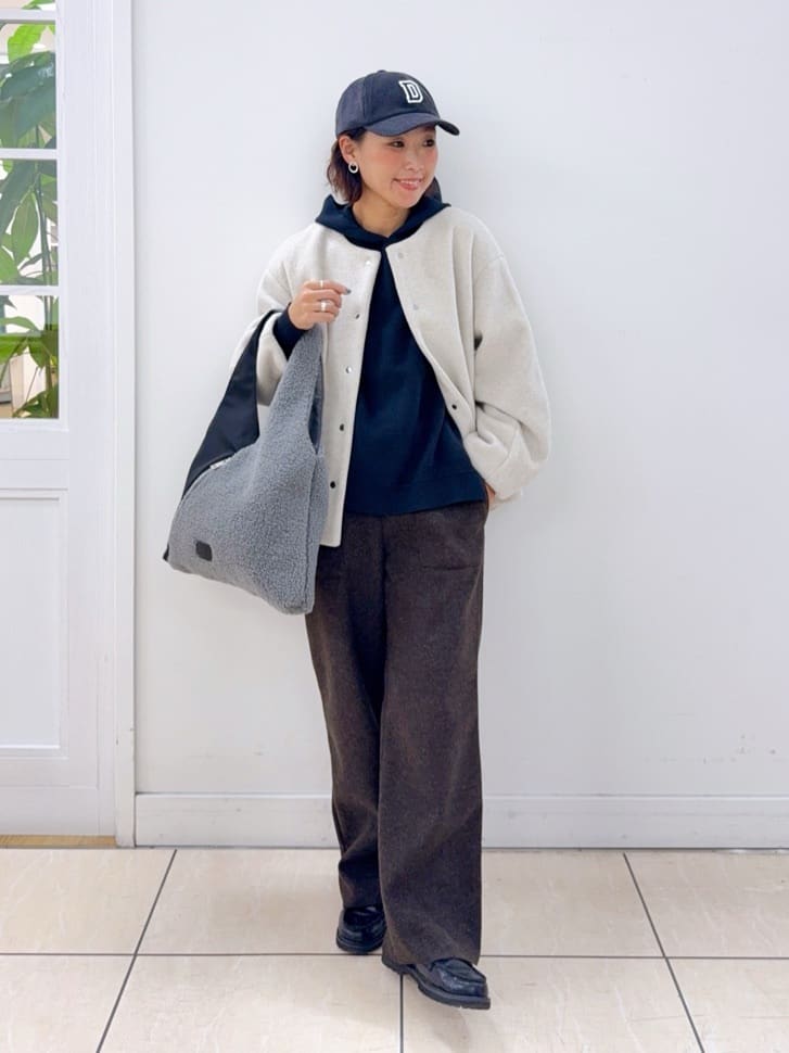 Osawaさんの「Dessin｜【セットアップ可/洗える】メルトンリラクシーパンツ」を使ったコーディネート