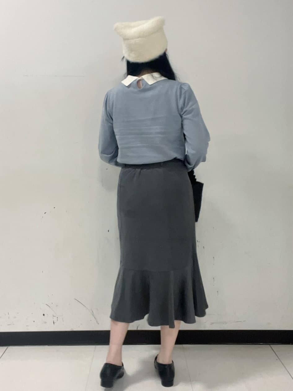 Hitomiさんの「index｜フェイクスウェード切り替えマーメイドスカート【洗濯機OK／イージーアイロン／防シワ】」を使ったコーディネート