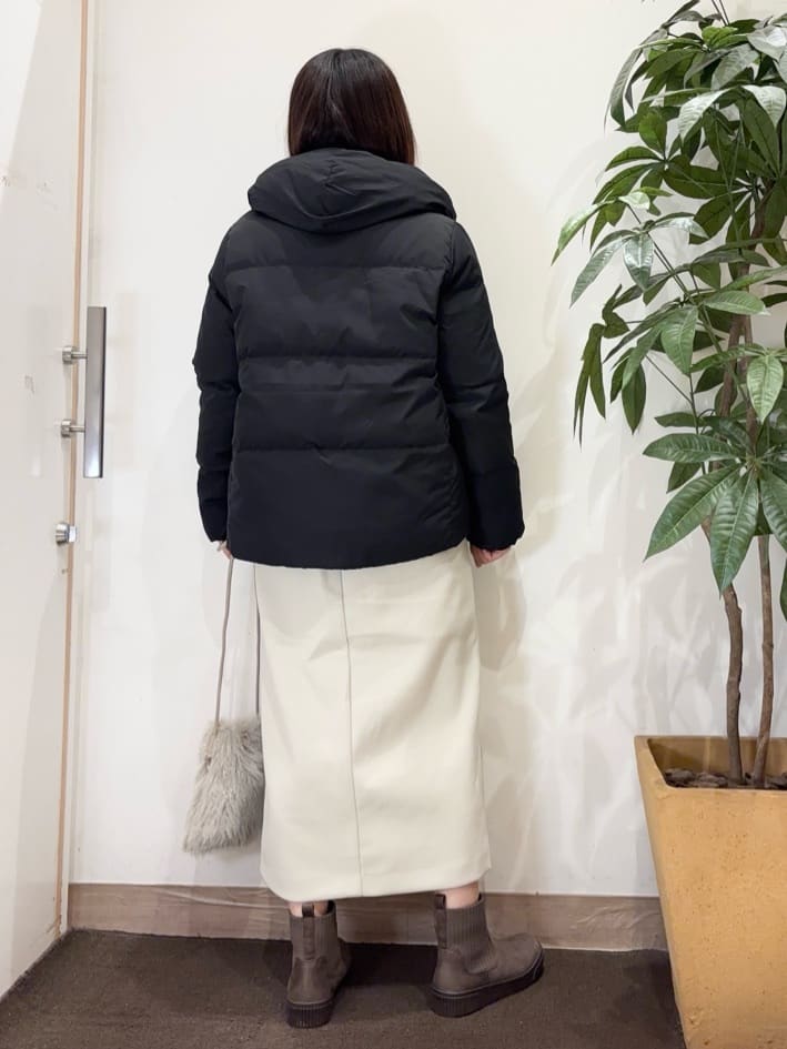宗形さんの「SHOO･LA･RUE｜【撥水/洗える】ショートフーディーダウン」を使ったコーディネート