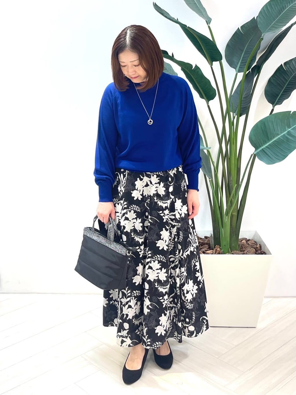 Tomoさんの「UNTITLED｜【8色展開／コンパクト丈】レーヨン混 コクーンニット」を使ったコーディネート