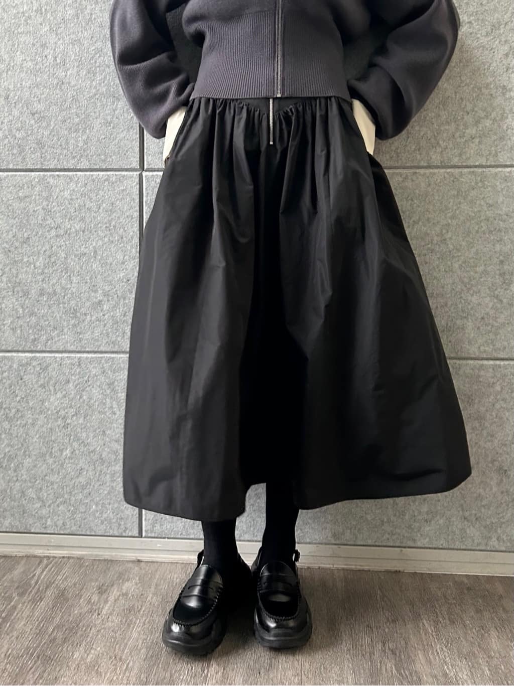 honoka Aさんの「CODE A｜zip form cardigan」を使ったコーディネート