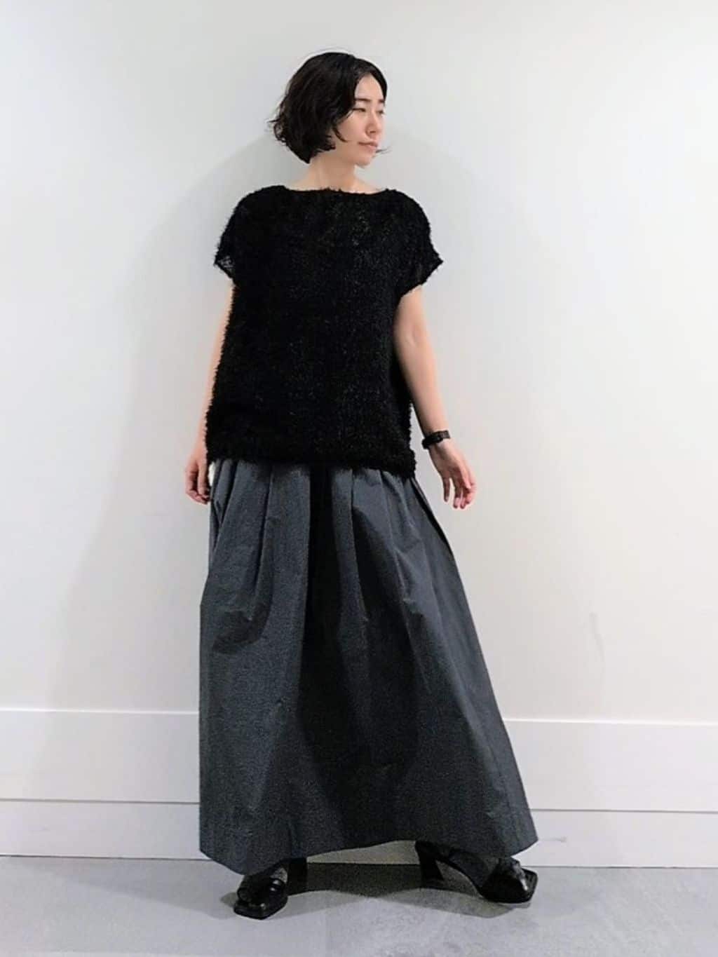 ミズタさんの「UNTITLED｜【セットアップ可/洗える】フェザーフレンチスリーブブラウス」を使ったコーディネート
