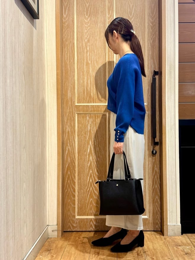 KAORIさんの「SHOO･LA･RUE｜ウエストまわりをすっきり魅せる デザインガウチョパンツ」を使ったコーディネート