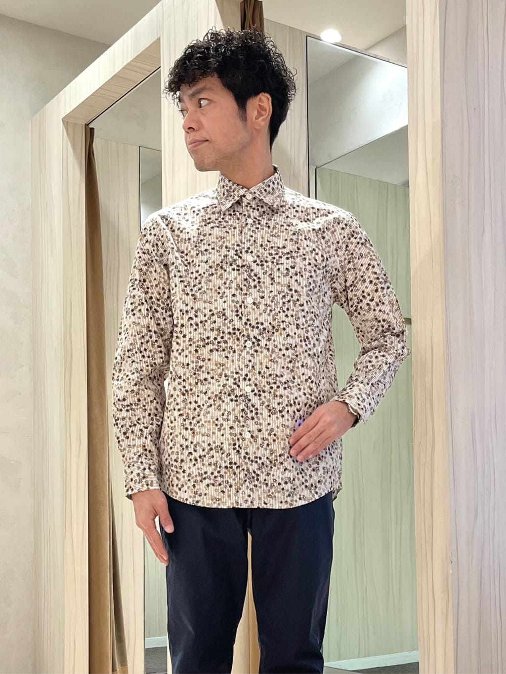 URAさんの「TAKEO KIKUCHI｜カシミヤブレンド ビーバー調チェスターコート」を使ったコーディネート