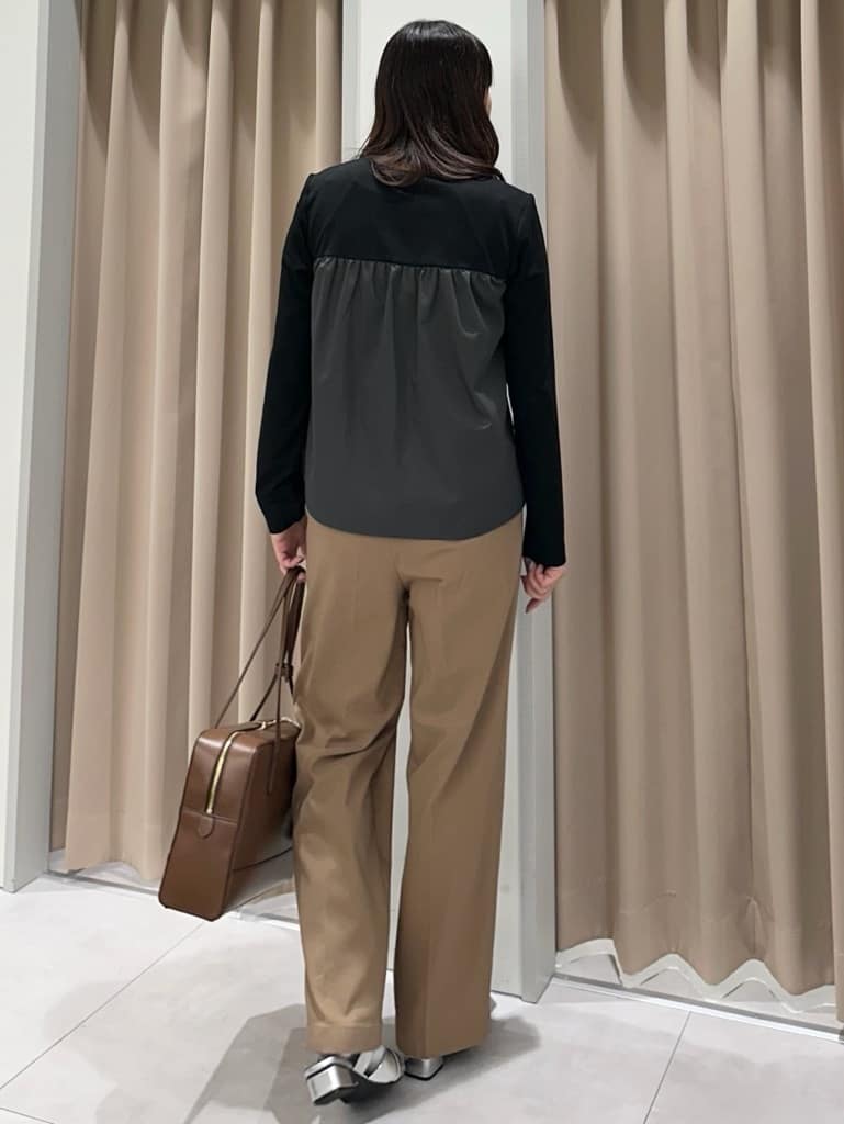 cottonさんの「THE SHOP TK｜布帛切替カットソー」を使ったコーディネート