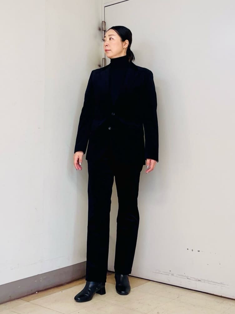 iwさんの「TAKEO KIKUCHI｜【Sサイズ～】ストレッチコーデュロイ ジャケット」を使ったコーディネート