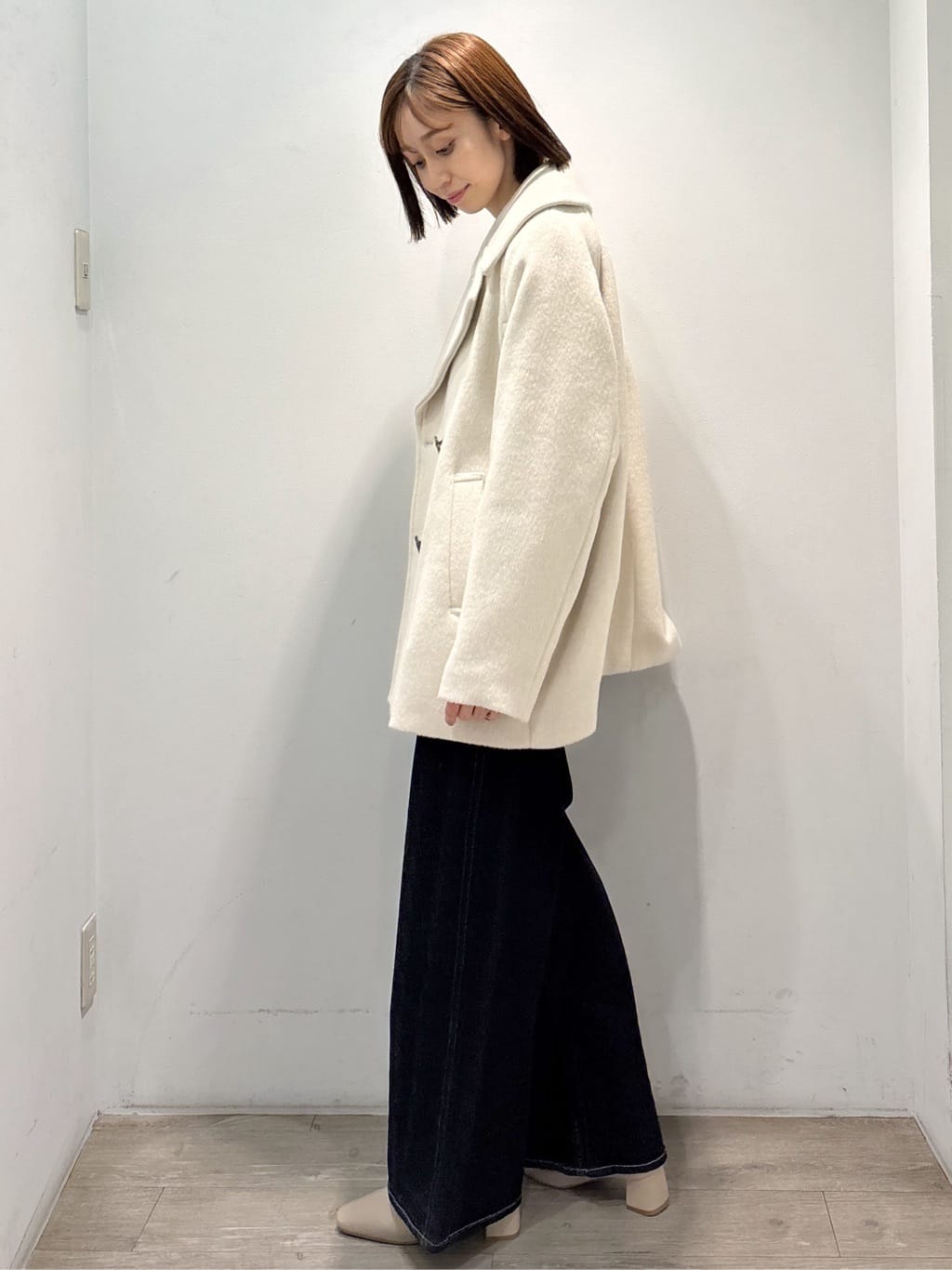 ぶまりんさんの「OPAQUE.CLIP｜カシミヤブレンドウールミドルピーコート」を使ったコーディネート