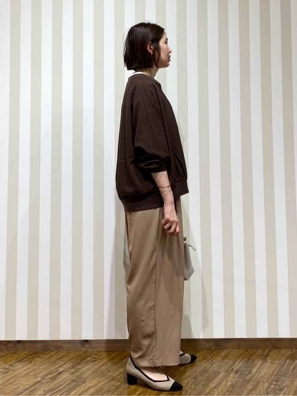 SAOさんの「SHOO･LA･RUE｜【洗濯機可/S-LL】さっと羽織れる 軽量リブブルゾン」を使ったコーディネート
