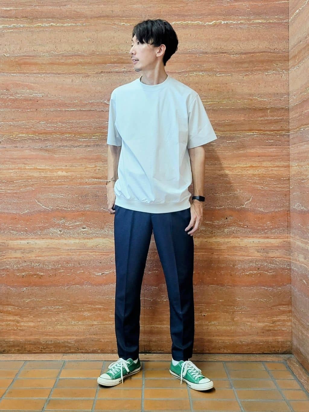 piroyaさんの「TAKEO KIKUCHI｜【抗菌防臭／5サイズ展開】ハイゲージポンチ Tシャツ」を使ったコーディネート