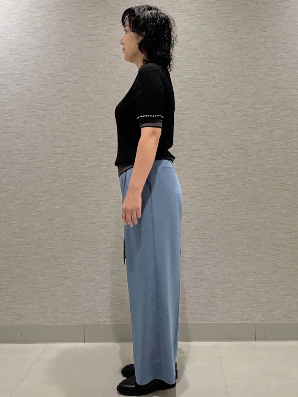 KOJIMAさんの「Reflect｜【透けない】フルレングスワイドストレートパンツ」を使ったコーディネート