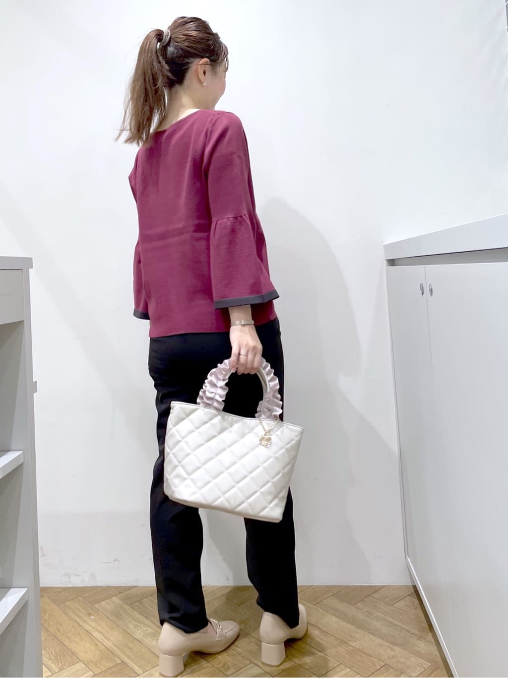 Junさんの「index｜《XS-LLサイズ》ストレッチテーパードパンツ／セットアップ対応【洗濯機洗い可／イージーアイロン／防」を使ったコーディネート