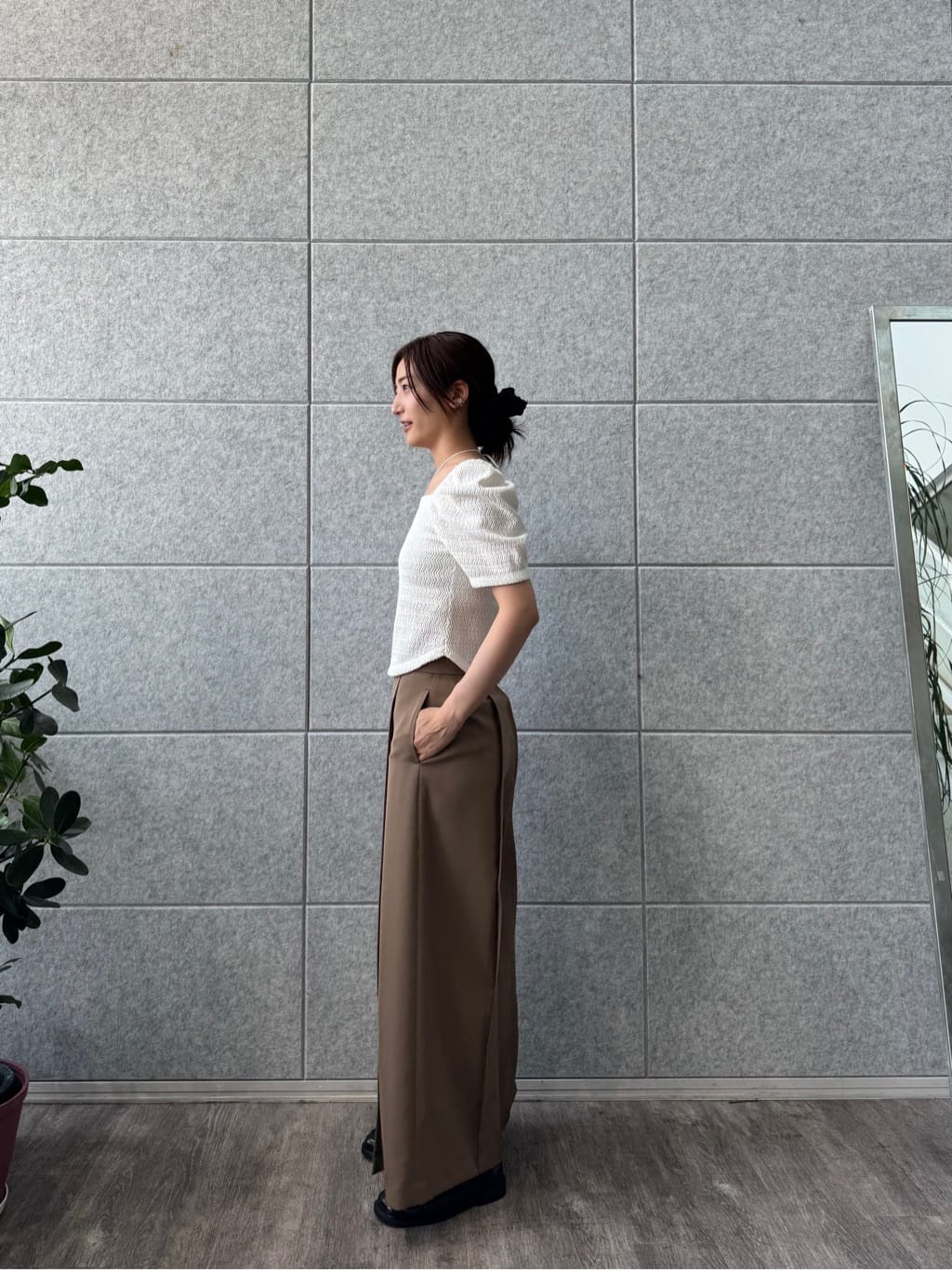 uchi__yamaさんの「CODE A｜gather puff jersey tops」を使ったコーディネート