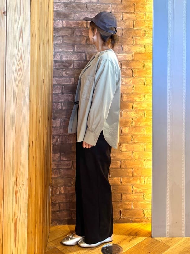 mieさんの「SHOO･LA･RUE｜【S-LL】大人ヘルシーなこなれ感 オープンカラーシャツ」を使ったコーディネート