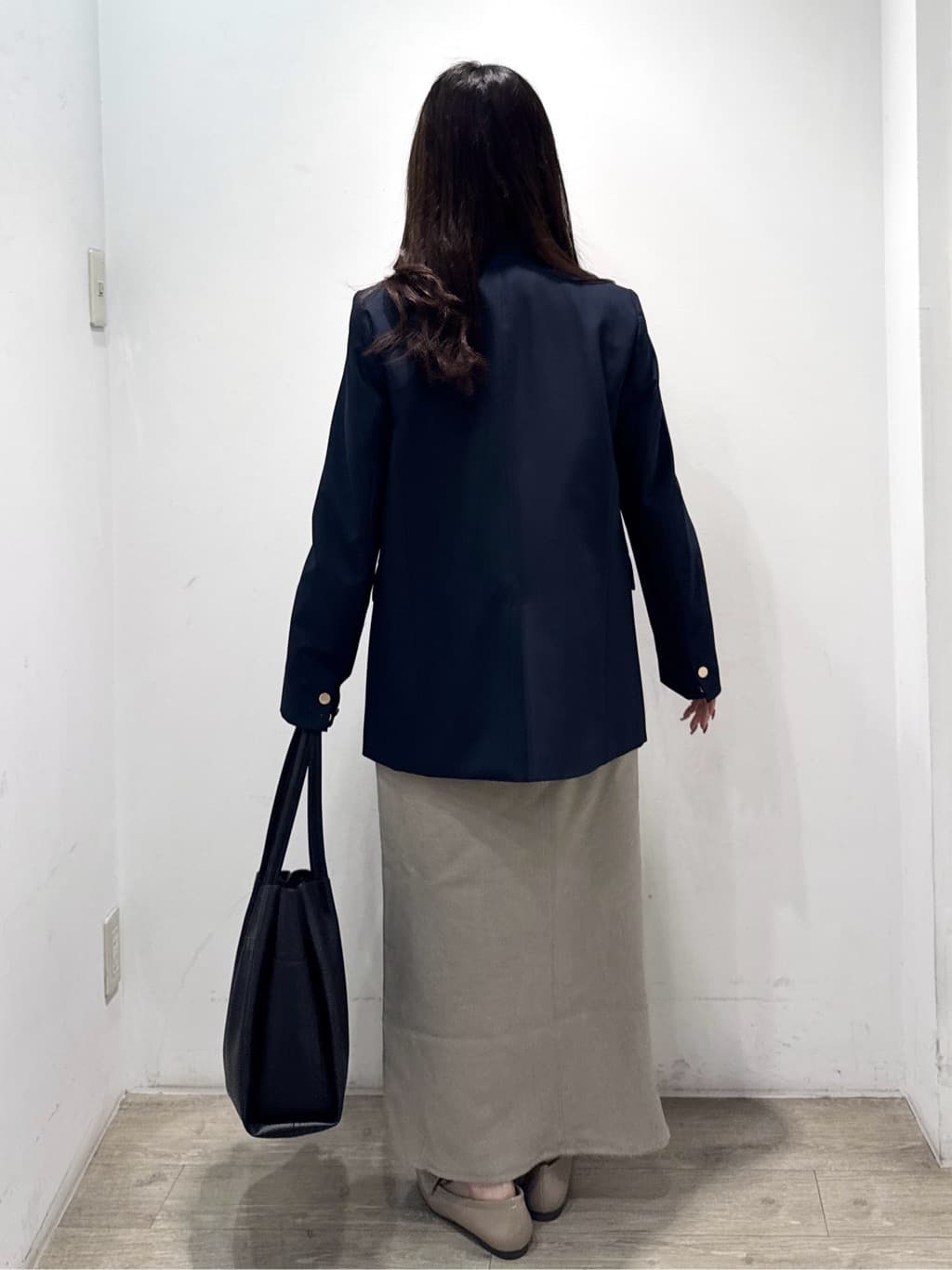 yuicciさんの「OPAQUE.CLIP｜ストレッチダブルポケットタイトスカート【洗える】」を使ったコーディネート