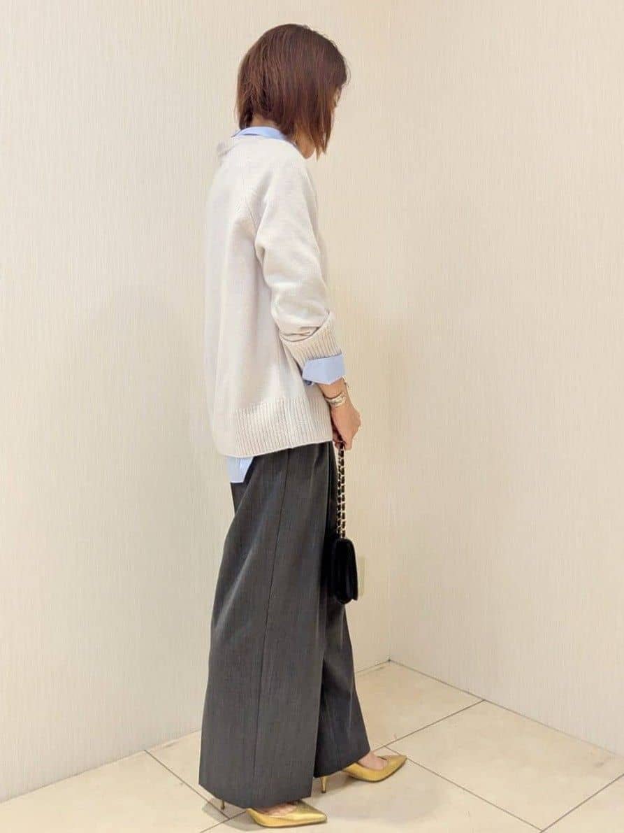 u-macoさんの「UNTITLED｜【重ね着もおすすめ/洗える】ウールカシミヤ クルーネックニット」を使ったコーディネート