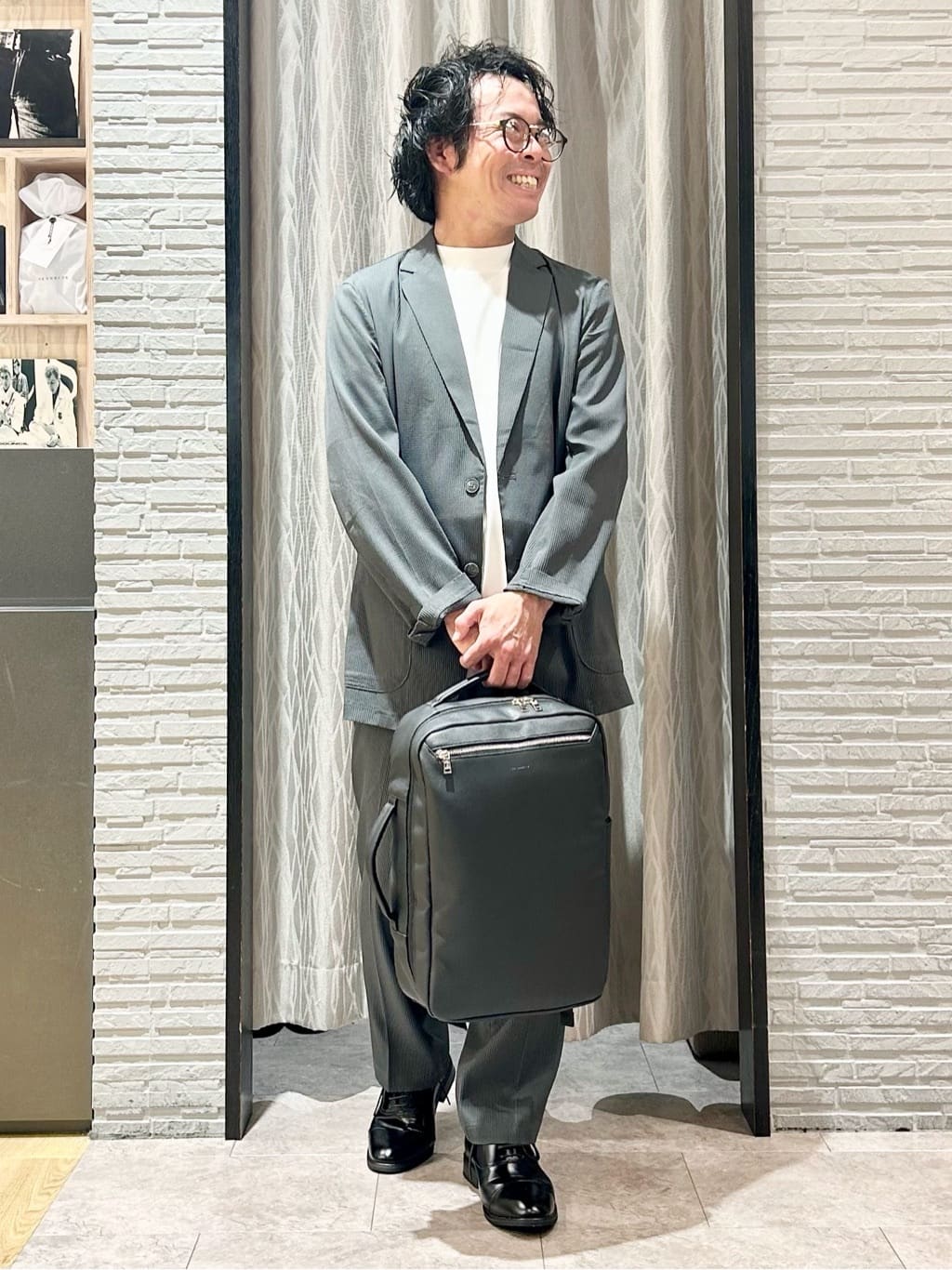 KENJI Iさんの「THE SHOP TK｜【Begin/ビギン10月号掲載】楊柳スマートジャケット　軽量/洗濯機OK/セットアップ可」を使ったコーディネート