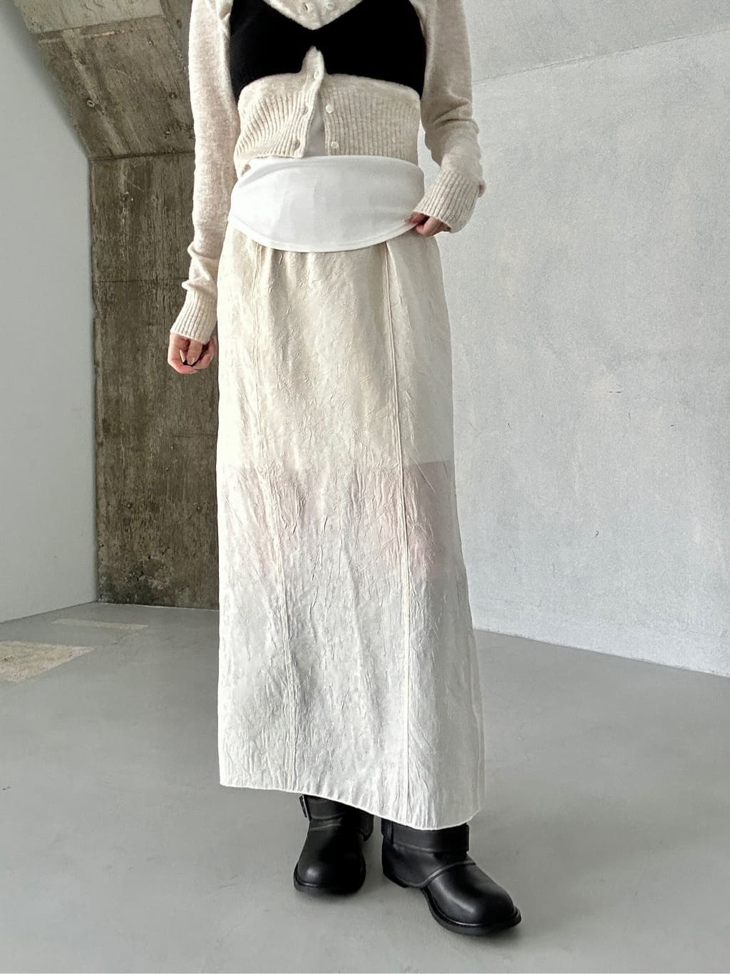 harunaさんの「CODE A｜M cloudy puff cardigan」を使ったコーディネート