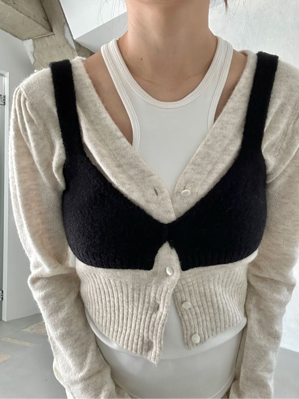 harunaさんの「CODE A｜M cloudy puff cardigan」を使ったコーディネート