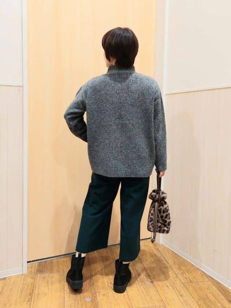 Kさんの「SHOO･LA･RUE｜【洗濯機可/S-LL】インせず着られる ふわふわハイネックニット」を使ったコーディネート
