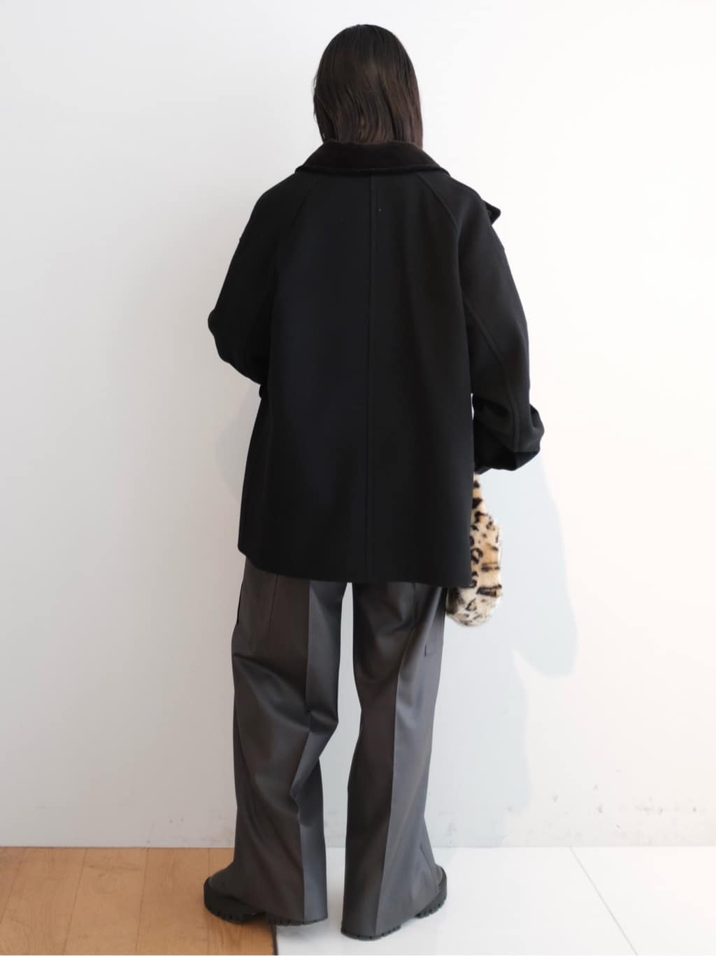 Kishimotoさんの「DRESSTERIOR｜◆Dhyana．（ディアナドット） バックファスナー チェルシーブーツ」を使ったコーディネート