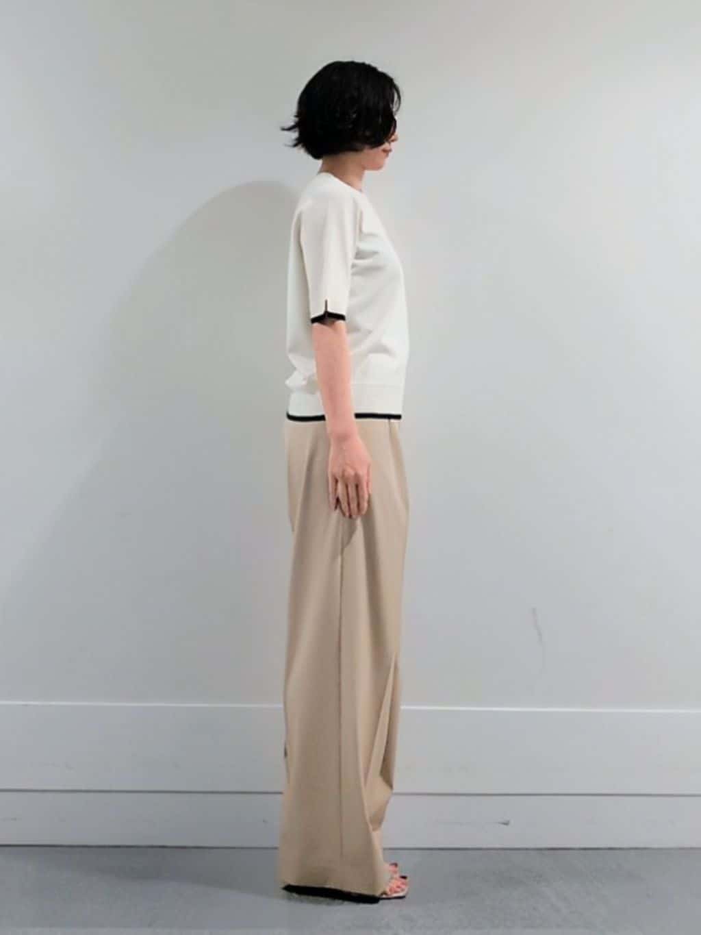 ミズタさんの「UNTITLED｜【アンサンブル可/薄手/洗える】5分袖クルーニット」を使ったコーディネート