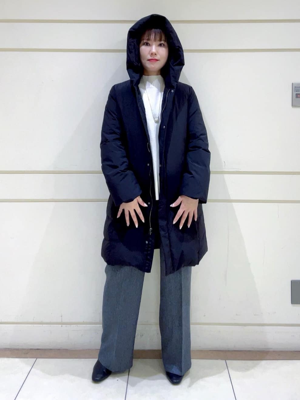 mayutaさんの「INDIVI｜【撥水／洗える】ステッチレス ロングダウンコート」を使ったコーディネート