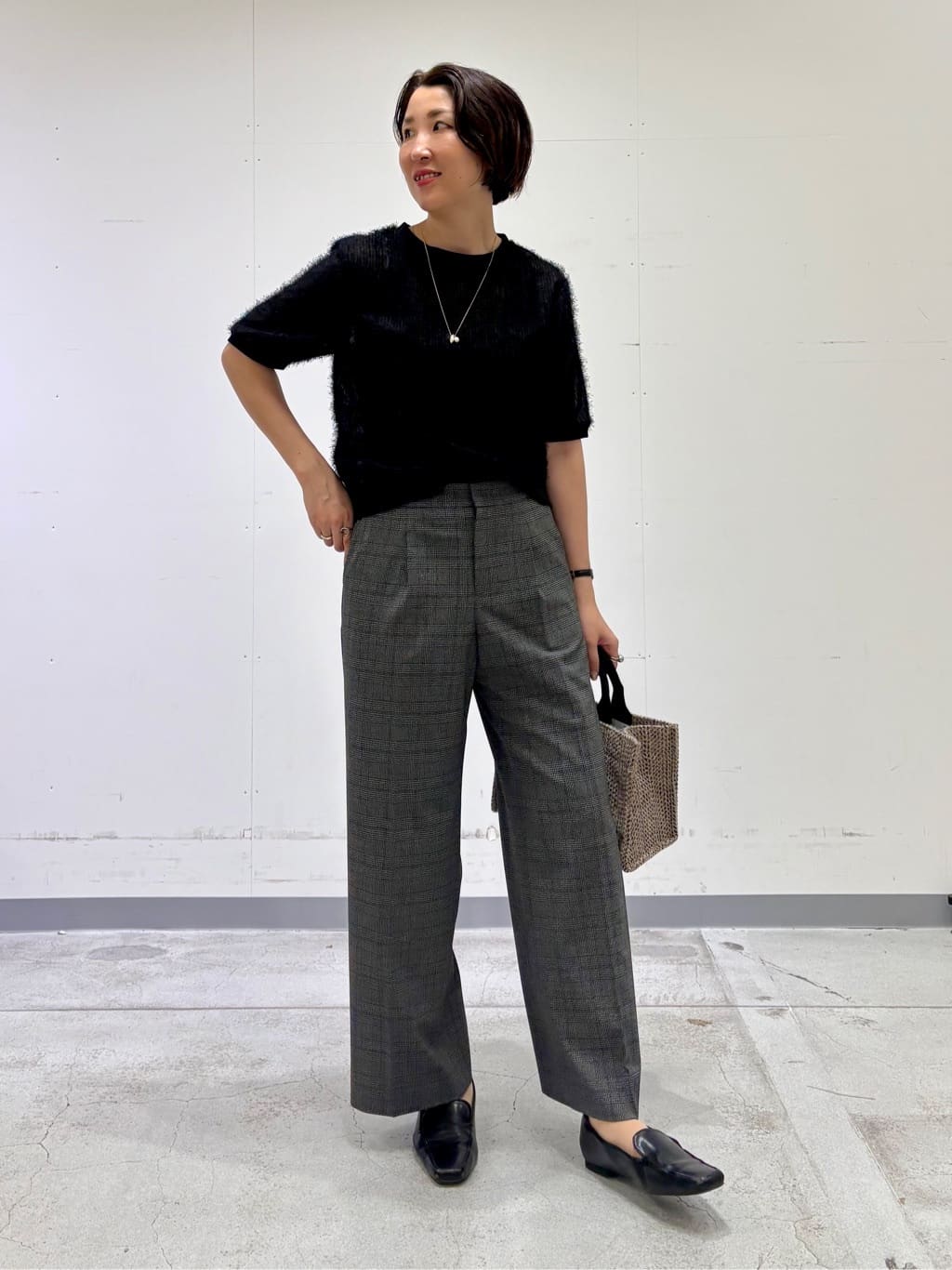 yuriさんの「INDIVI｜ツイードスモールトートバッグ」を使ったコーディネート