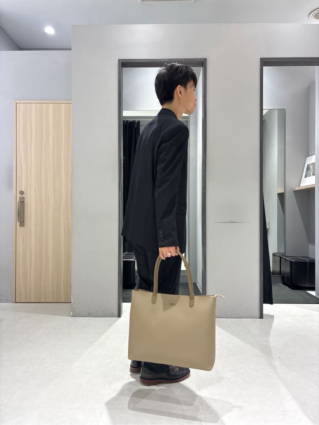 わいずみさんの「TAKEO KIKUCHI｜【360&deg;ストレッチ／セットアップ対応】None Of Stress ジャケット」を使ったコーディネート