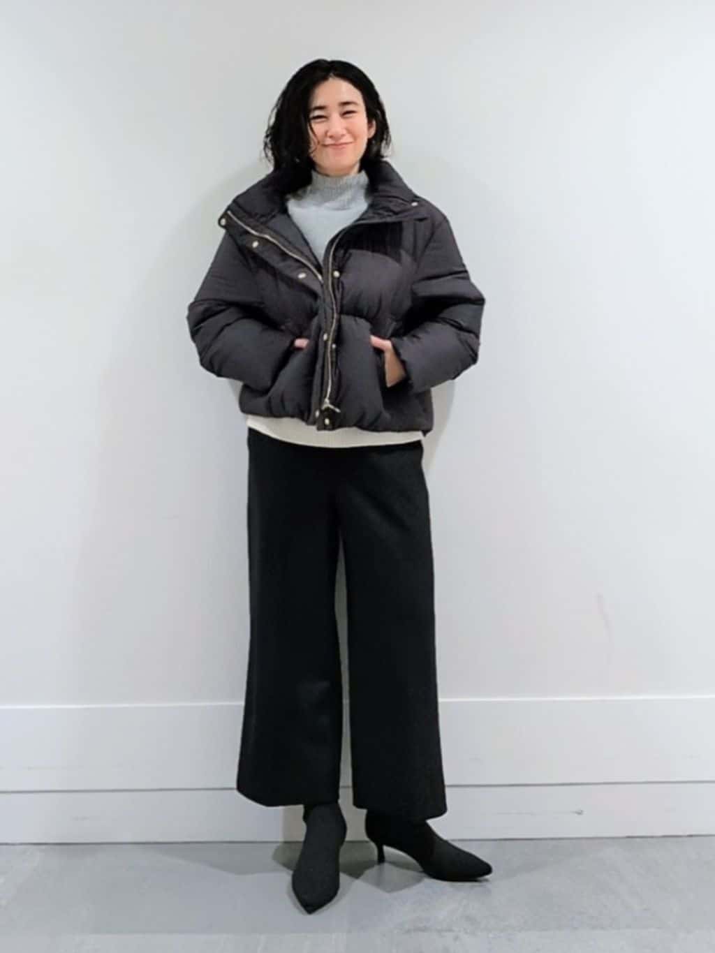 ミズタさんの「UNTITLED｜【8色展開/洗える】ウールカシミヤ ハイネックニット」を使ったコーディネート