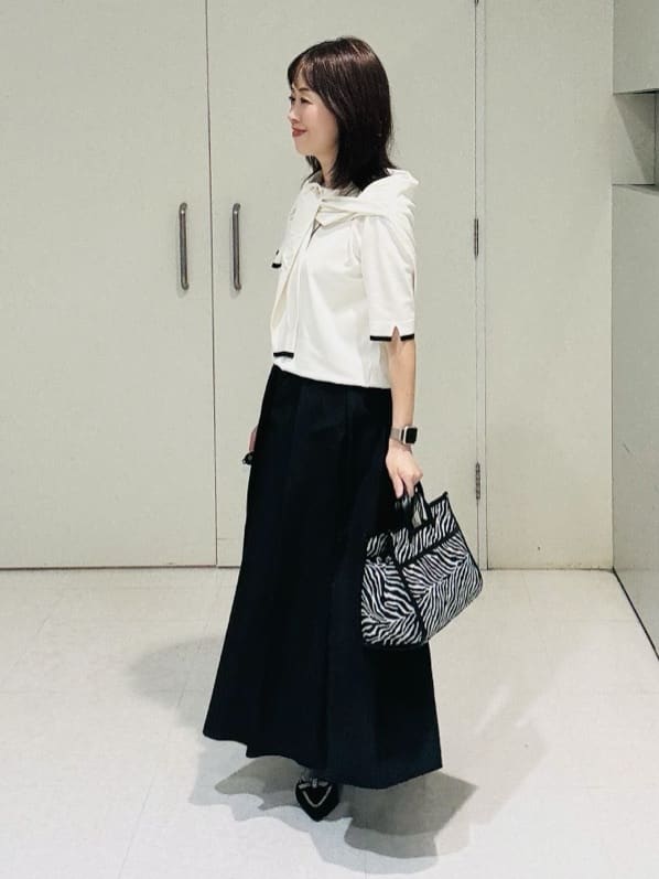 makiさんの「UNTITLED｜【アンサンブル可/薄手】ベーシッククルーネックカーディガン」を使ったコーディネート