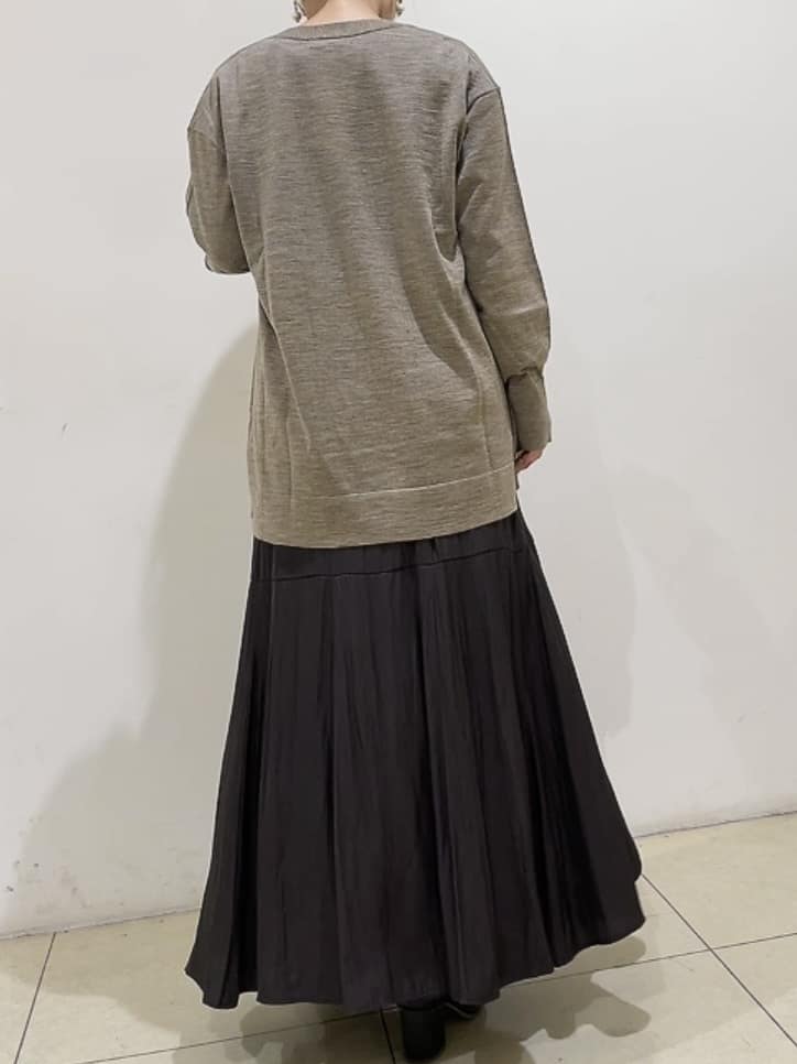 watanabeさんの「UNTITLED｜【アンサンブル可/洗える/ボタンなし】シルクウールカシミヤ 着流しカーディガン」を使ったコーディネート