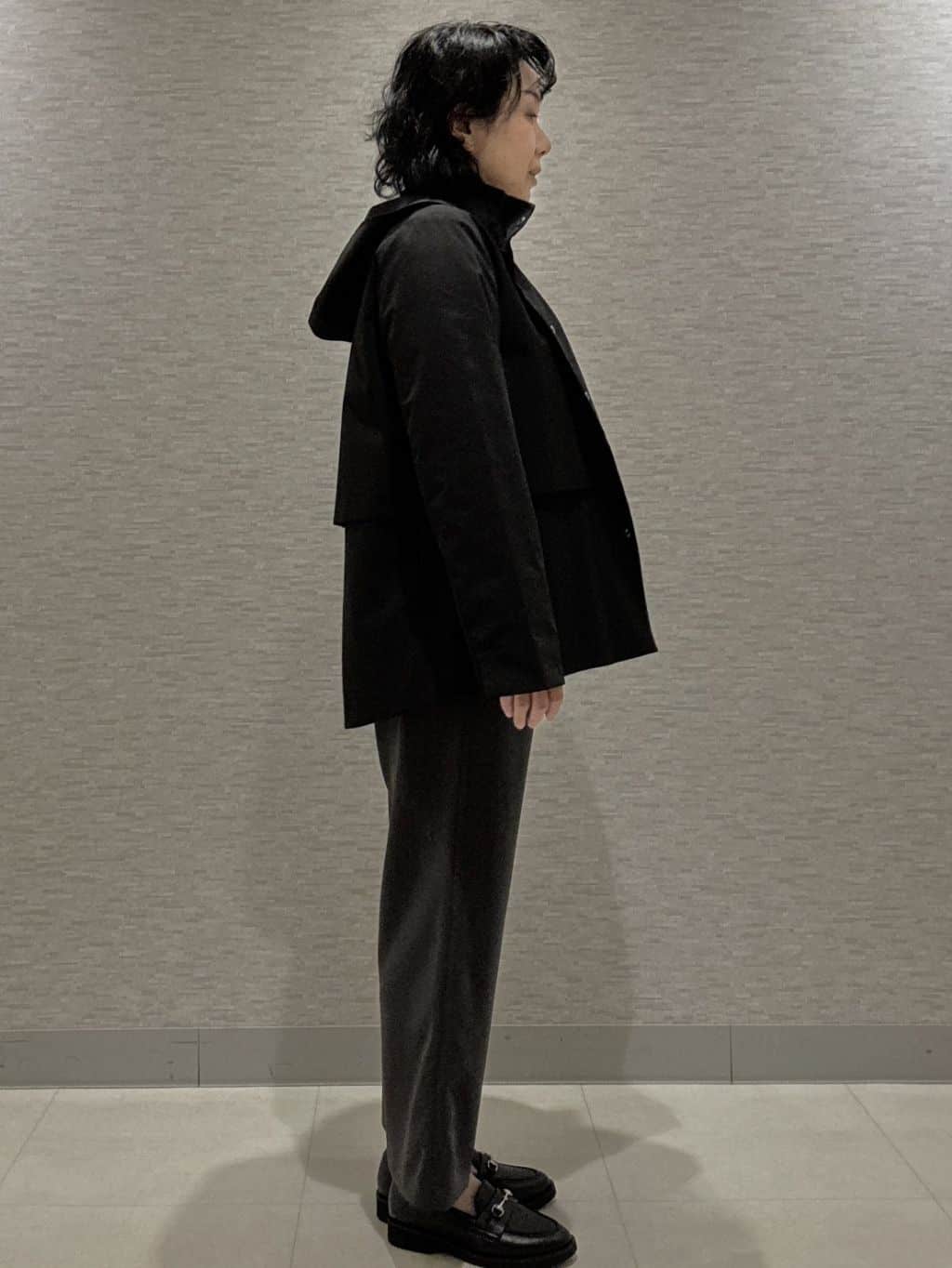 KOJIMAさんの「Reflect｜【すっきり見え／フード取り外し可／通勤におすすめ◎】ライティアウター」を使ったコーディネート