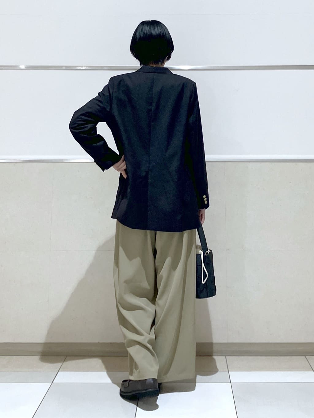 eriko さんの「Dessin｜【セットアップ可・洗える】ダブルタックワイドパンツ」を使ったコーディネート